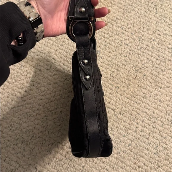 Salvatore Ferragamo Hobo - Picture 7 of 12
